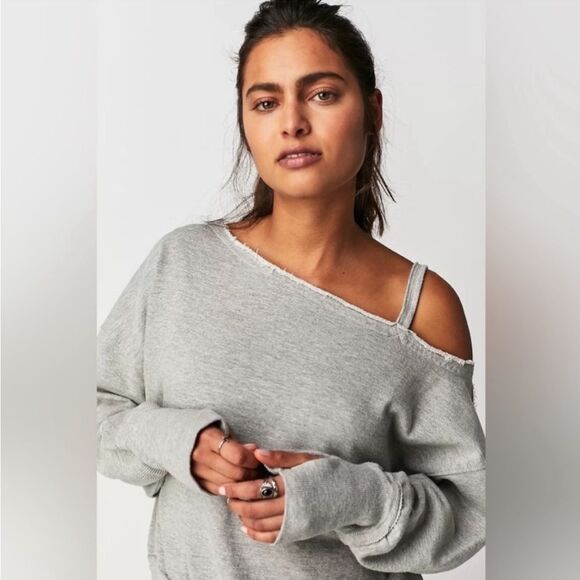 Free People On The Edge Pullover In Heather Gray - Picture 2 of 6